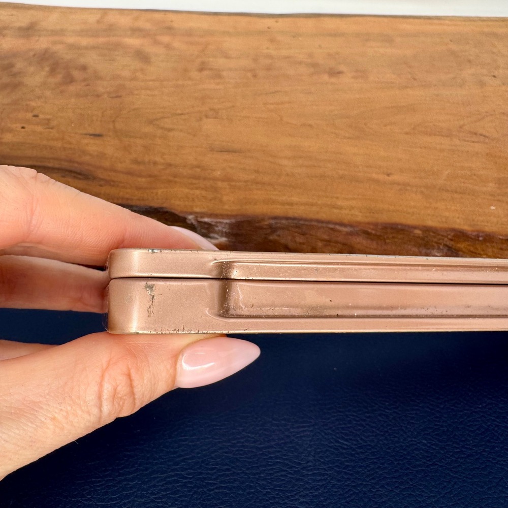 Urban Decay Naked3 Eyeshadow Palette 12 Rose Gold Neutral Shades Tin Case Brush - Picture 7 of 8